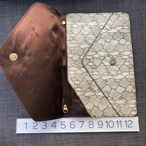 Snake effect clutch envelop bag - Picture 4 of 4